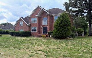748 Greenwing DR, Chesapeake, VA 23323