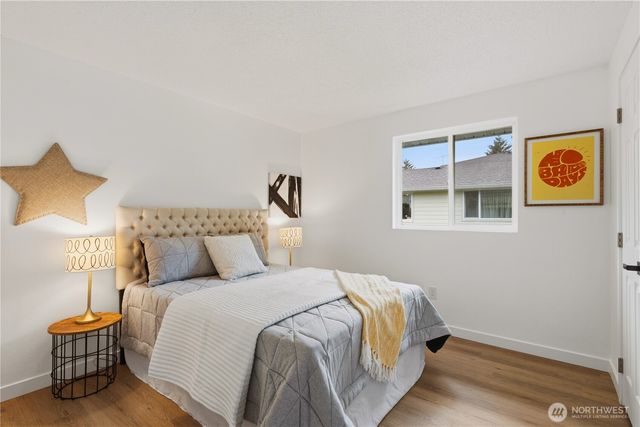 2208 Vashon Ave NE, Renton, WA 98059