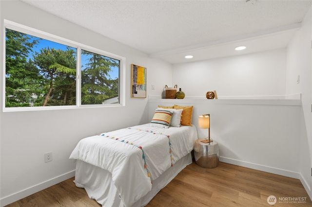 2208 Vashon Ave NE, Renton, WA 98059