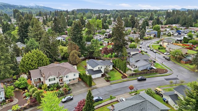 2208 Vashon Ave NE, Renton, WA 98059
