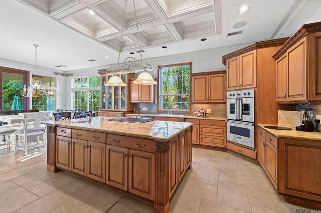 11646 N Oak Hills Pkwy, Baton Rouge, LA 70810