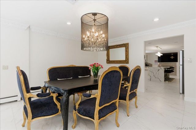 12 Red Brook Road, Great Neck, NY 11024