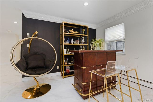 12 Red Brook Road, Great Neck, NY 11024