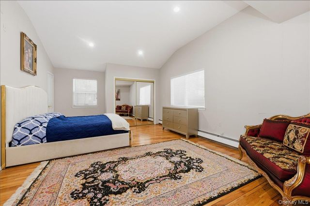 12 Red Brook Road, Great Neck, NY 11024