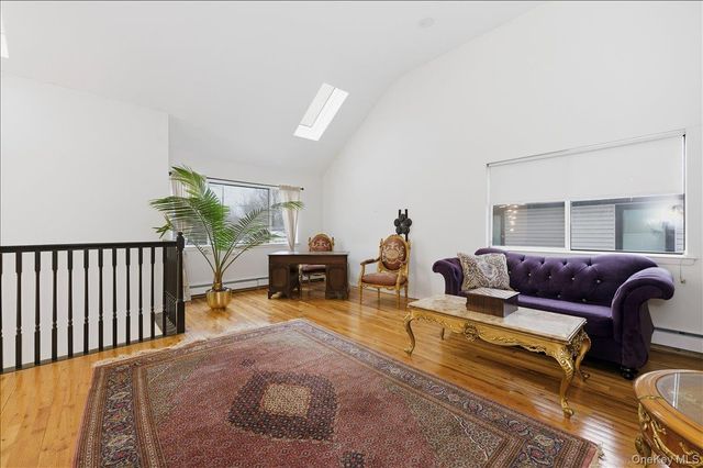 12 Red Brook Road, Great Neck, NY 11024