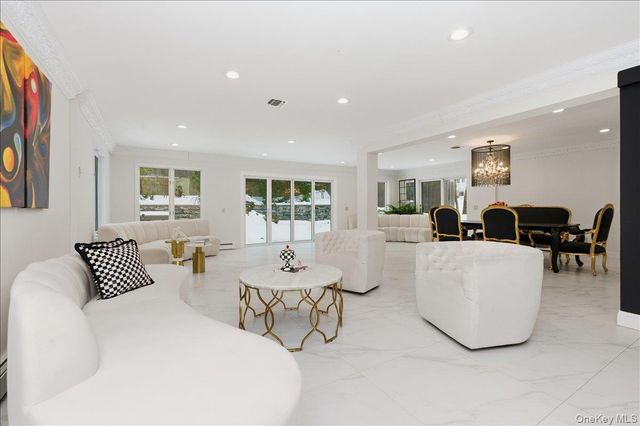 12 Red Brook Road, Great Neck, NY 11024