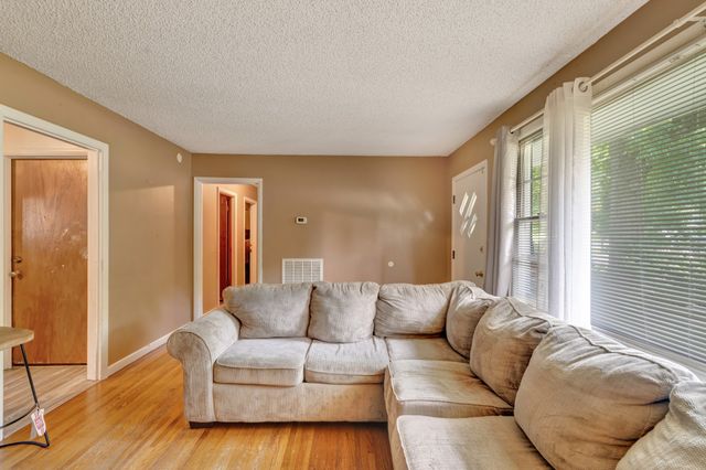 812 Tuckahoe Dr, Madison, TN 37115