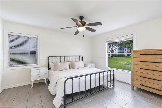 9600 Victoria LN 108, Naples, FL 34109