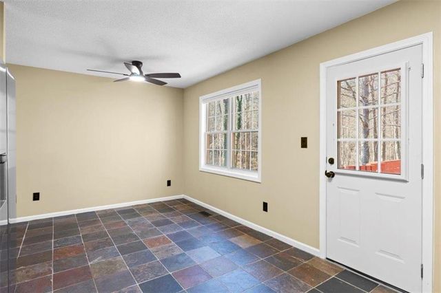 585 Bethany Woods Drive, Temple, GA 30179