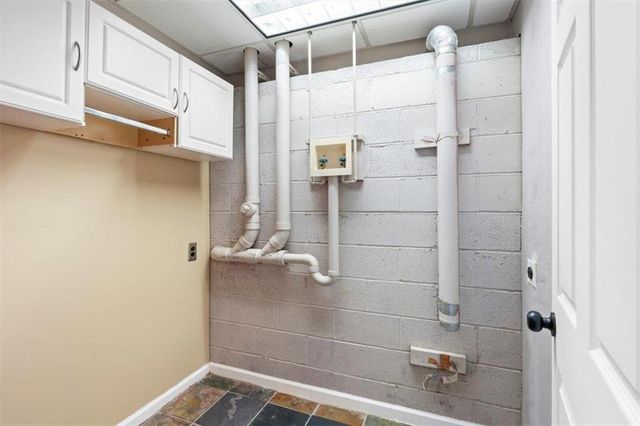 585 Bethany Woods Drive, Temple, GA 30179