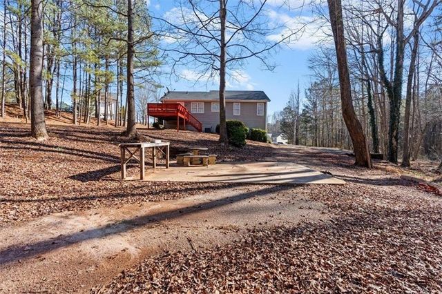 585 Bethany Woods Drive, Temple, GA 30179