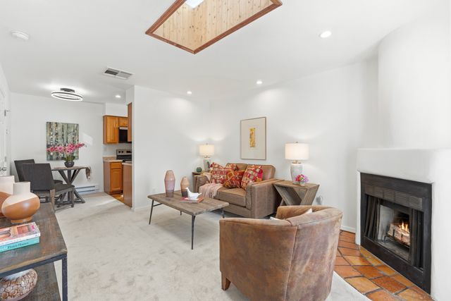 2600 W Zia I-16, Santa Fe, NM 87507