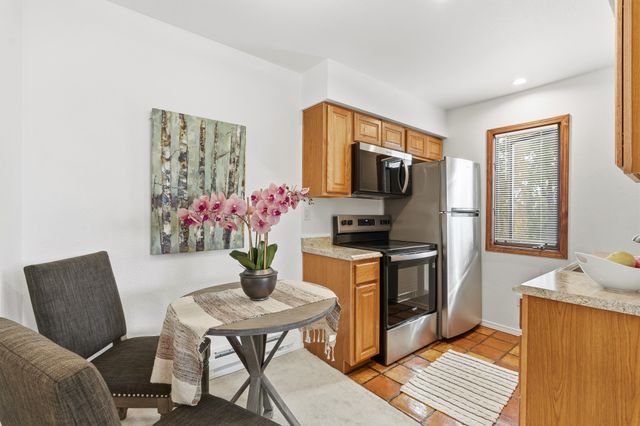 2600 W Zia I-16, Santa Fe, NM 87507