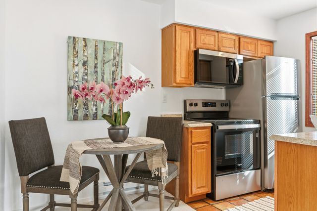 2600 W Zia I-16, Santa Fe, NM 87507