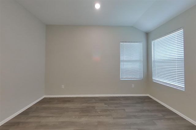 210 Pine Cavern Drive, Conroe, TX 77378