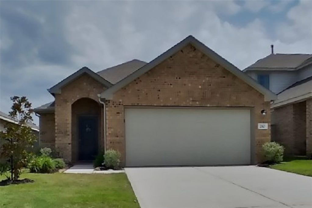 210 Pine Cavern Drive, Conroe, TX 77378