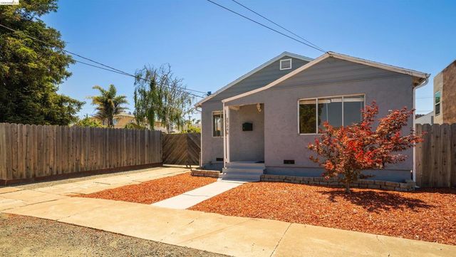 2726 Rheem Ave, Richmond, CA 94804