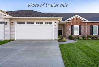 32 Frank Court, Leclaire, IA 52753