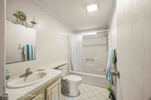 300 County Route 6, Germantown, NY 12526