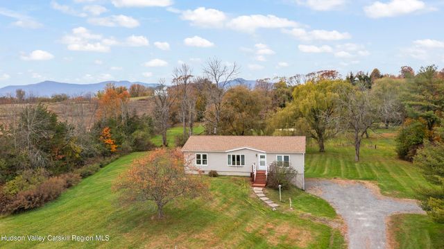 300 County Route 6, Germantown, NY 12526