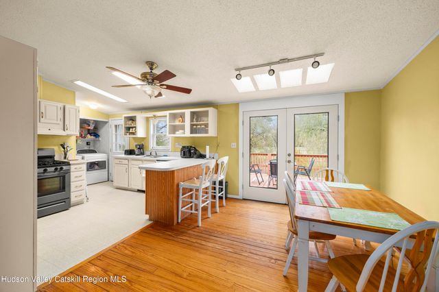 300 County Route 6, Germantown, NY 12526