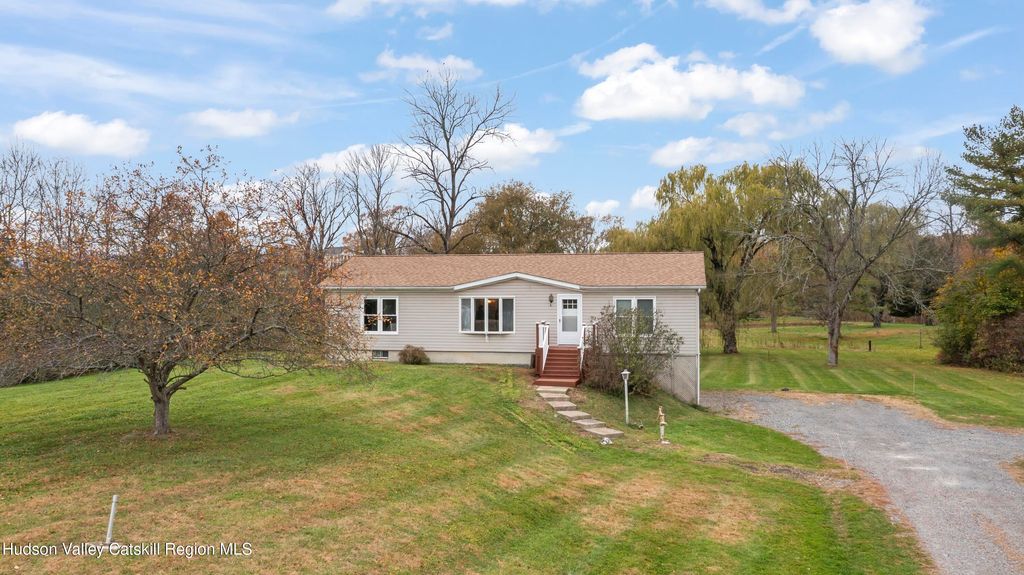 300 County Route 6, Germantown, NY 12526