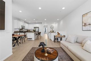 406 El Paseo, Lake Forest (el Toro), CA 92610