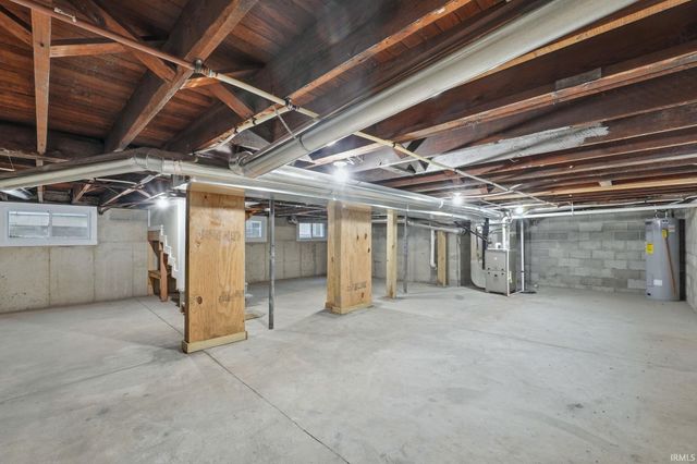 1040 Delaware Avenue, Fort Wayne, IN 46805