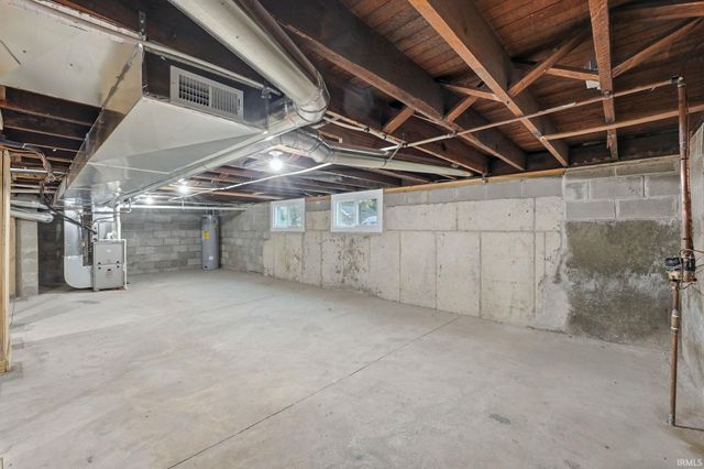 1040 Delaware Avenue, Fort Wayne, IN 46805