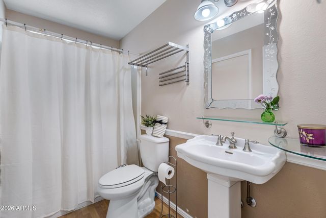 11844 S MAGIC STONE Drive, Phoenix, AZ 85044