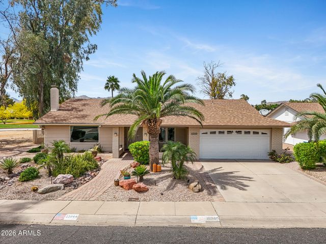 11844 S MAGIC STONE Drive, Phoenix, AZ 85044