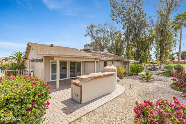 11844 S MAGIC STONE Drive, Phoenix, AZ 85044