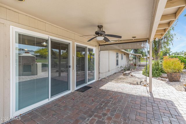 11844 S MAGIC STONE Drive, Phoenix, AZ 85044