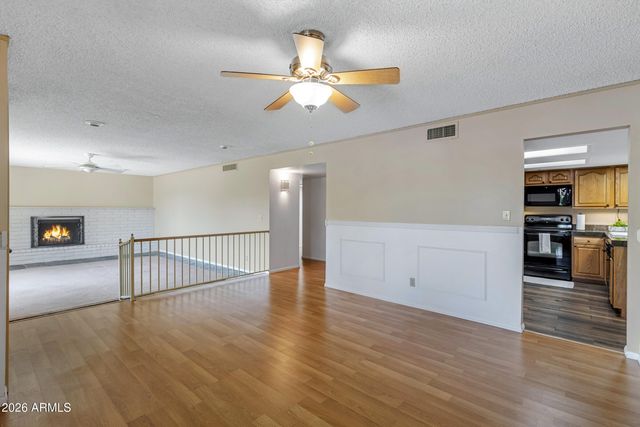 11844 S MAGIC STONE Drive, Phoenix, AZ 85044