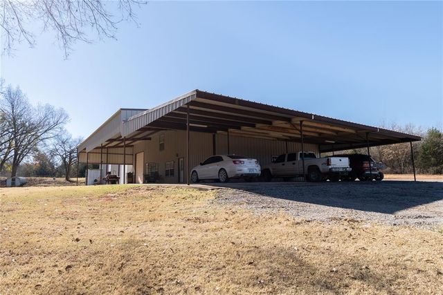 23876 160th Street, Maysville, OK 73057