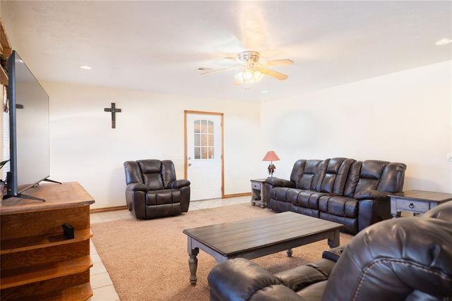 23876 160th Street, Maysville, OK 73057