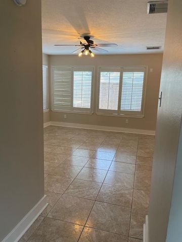 6226 Kings Oaks Lane, Humble, TX 77346