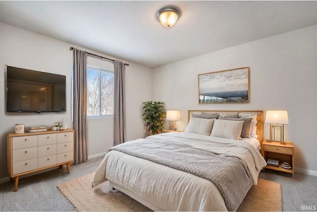 600 Daybreak Drive, Lakeville, IN 46536