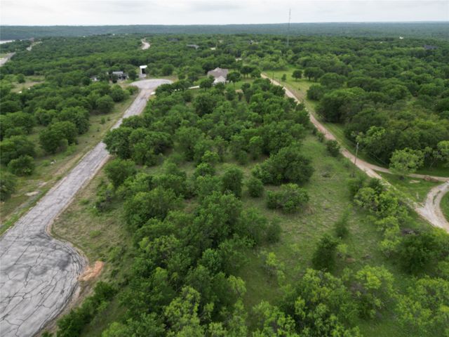 118 Demonbreun Court, Chico, TX 76431