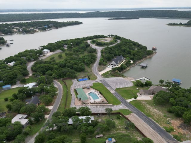 118 Demonbreun Court, Chico, TX 76431