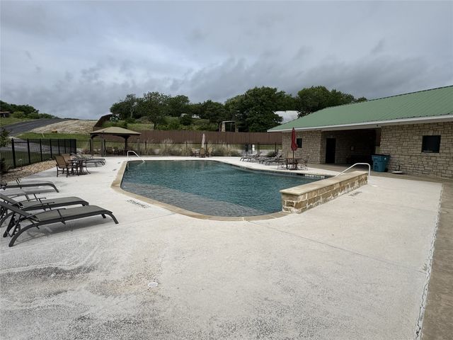 118 Demonbreun Court, Chico, TX 76431