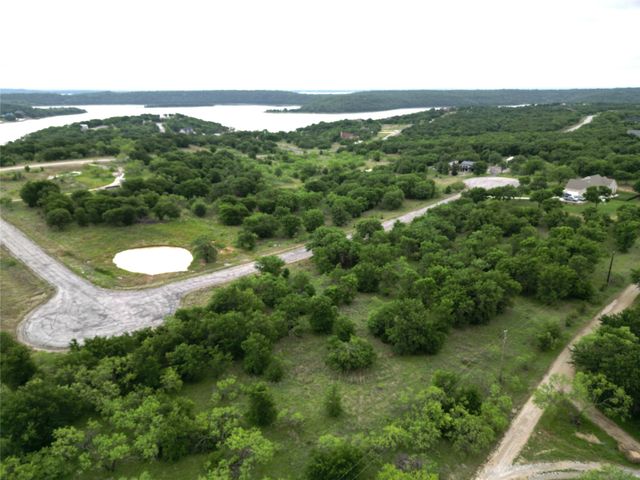118 Demonbreun Court, Chico, TX 76431