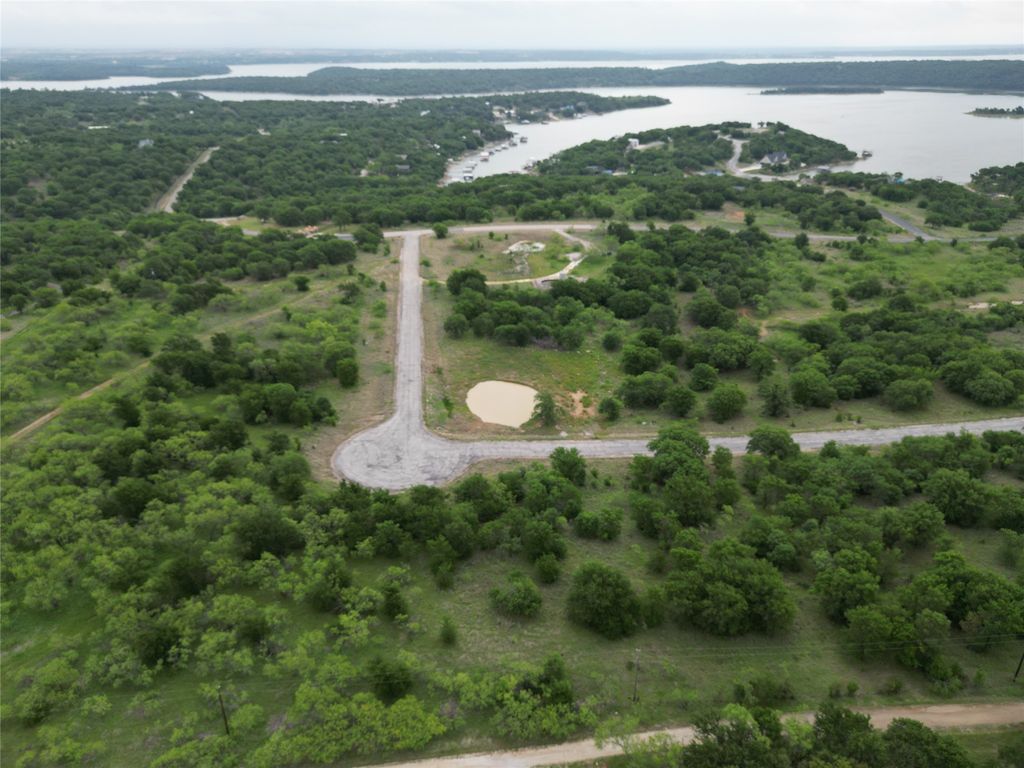 118 Demonbreun Court, Chico, TX 76431