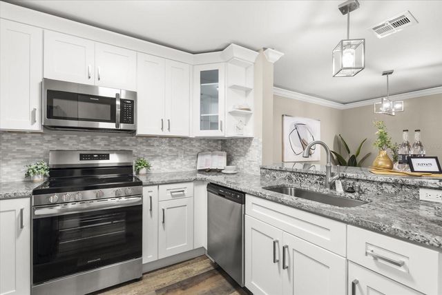 1919 SUMMER CLUB DRIVE 105, Oviedo, FL 32765