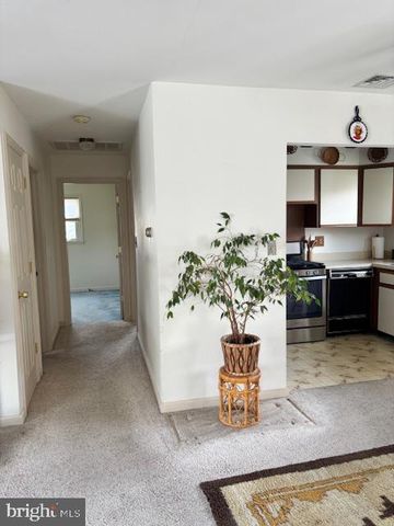 7 HEATHERLAND RD, Middletown, PA 17057