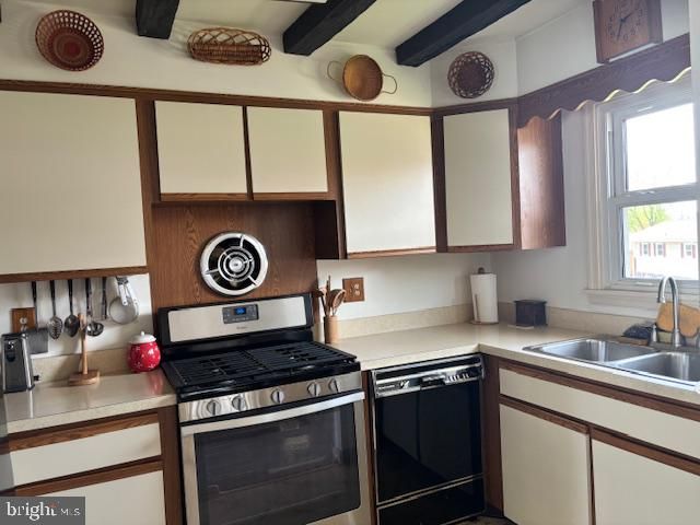 7 HEATHERLAND RD, Middletown, PA 17057