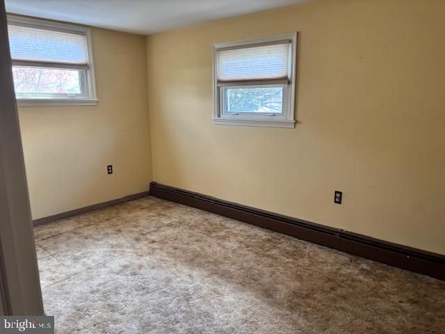 7 HEATHERLAND RD, Middletown, PA 17057