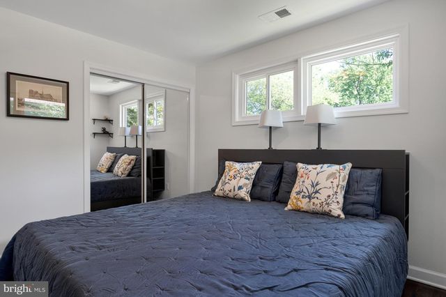 4401 ROUNDHILL RD, Alexandria, VA 22310