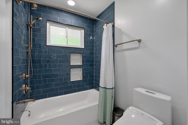4401 ROUNDHILL RD, Alexandria, VA 22310