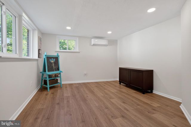 4401 ROUNDHILL RD, Alexandria, VA 22310